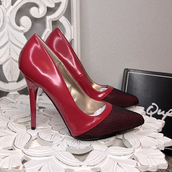 NWT 4 Inch Stiletto red Pump Pointed in Red with black mesh details ✨ - Picture 3 of 10